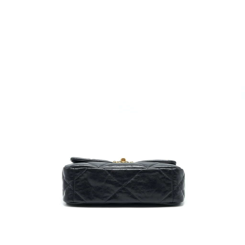 CHANEL 19 SMALL IN BLACK GOATSKIN LEATHER