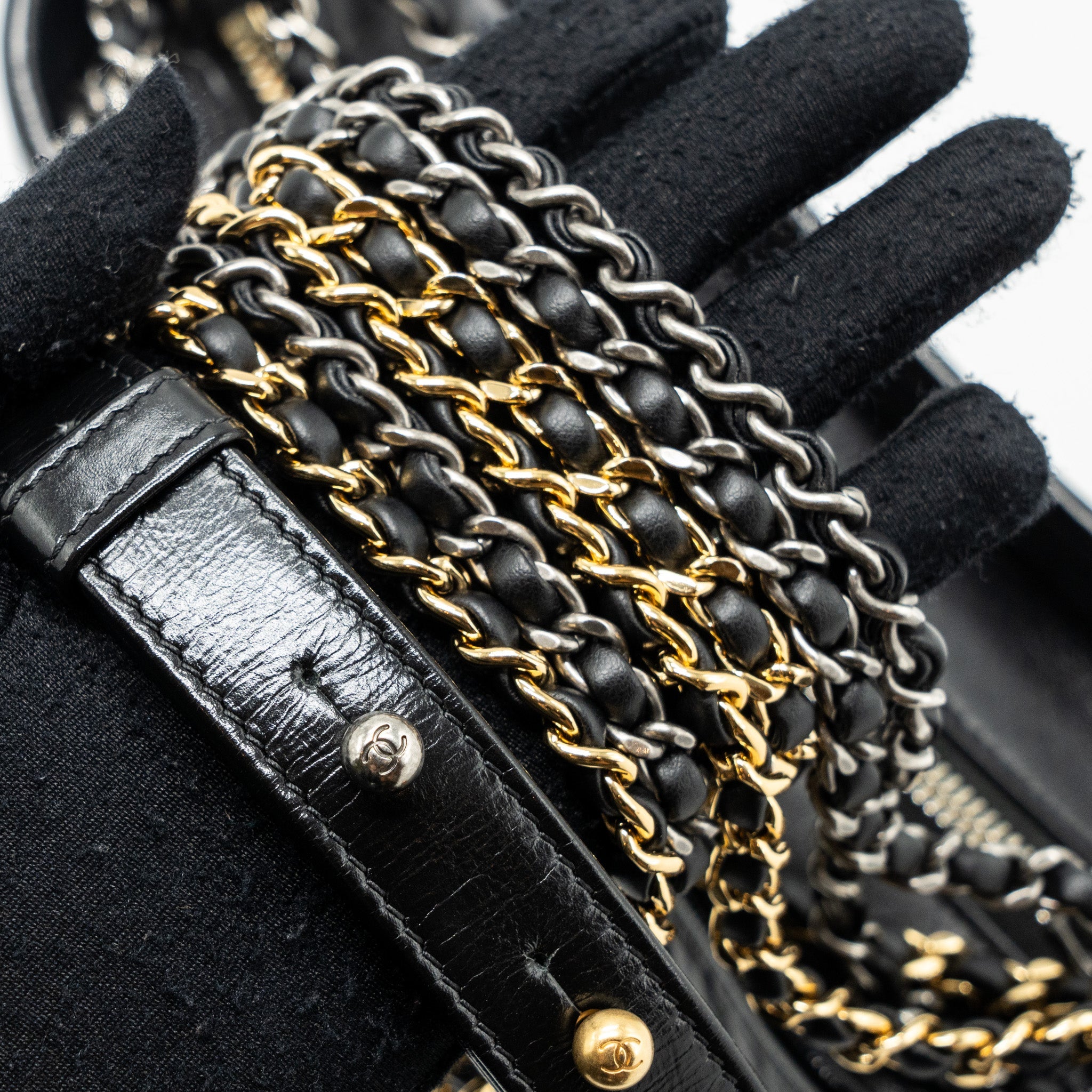 CHANEL SMALL GABRIELLE HOBO BAG CALFSKIN BLACK MULTICOLOUR HARDWARE