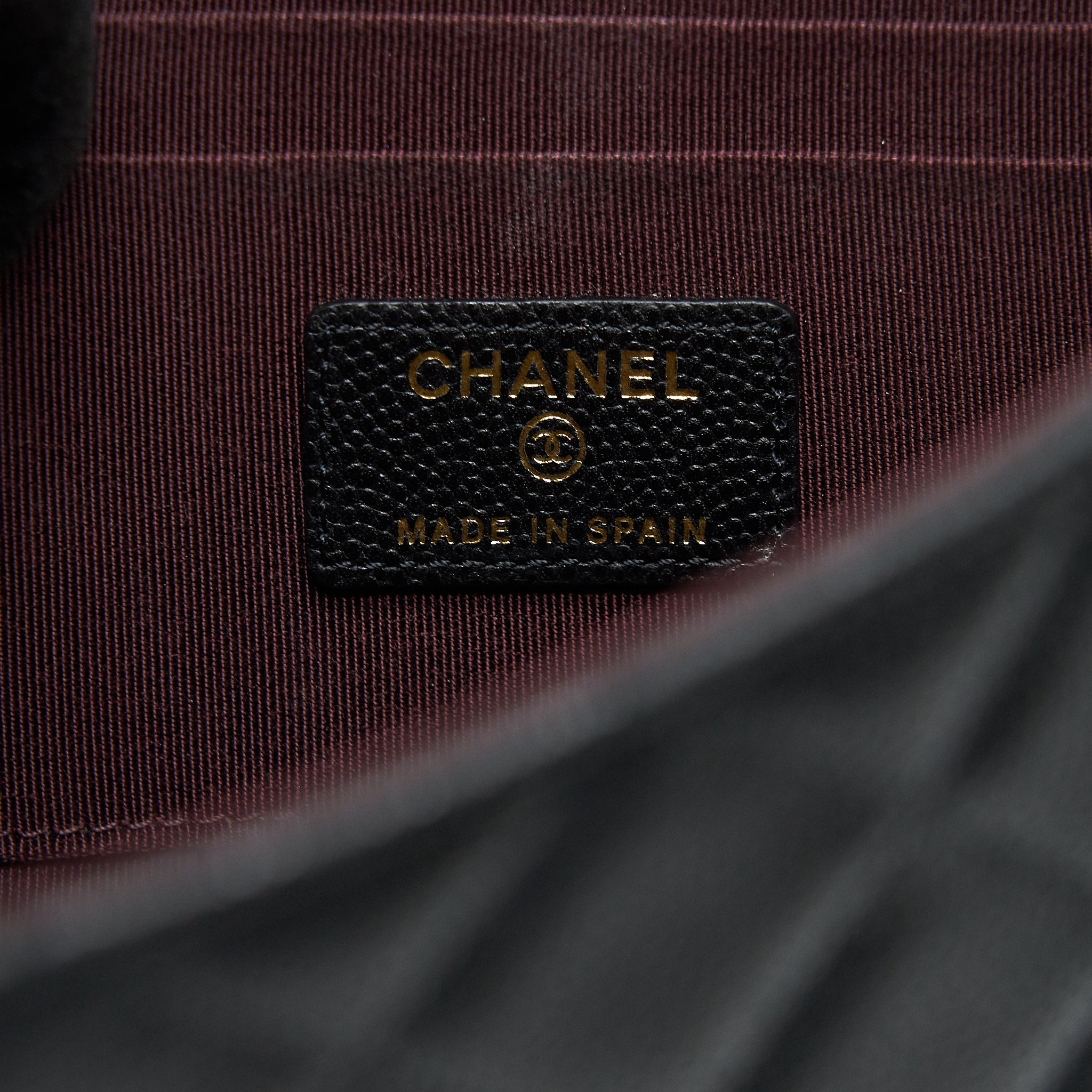 CHANEL FLAP CASE BLACK CAVIAR LGHW