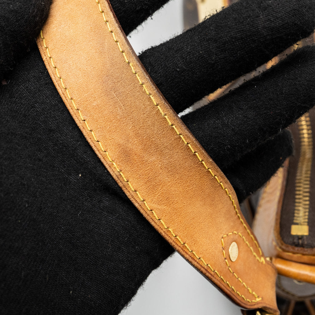 LOUIS VUITTON THAMES GM SHOULDER BAG MONOGRAM CANVAS GHW