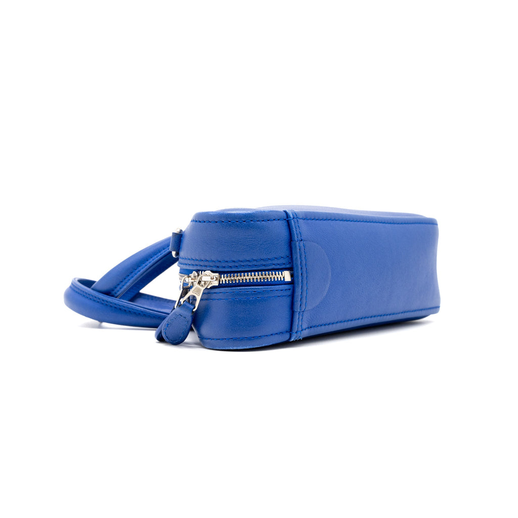 BALENCIAGA TRIANGLE DUFFLE BAG CALFSKIN BLUE SHW