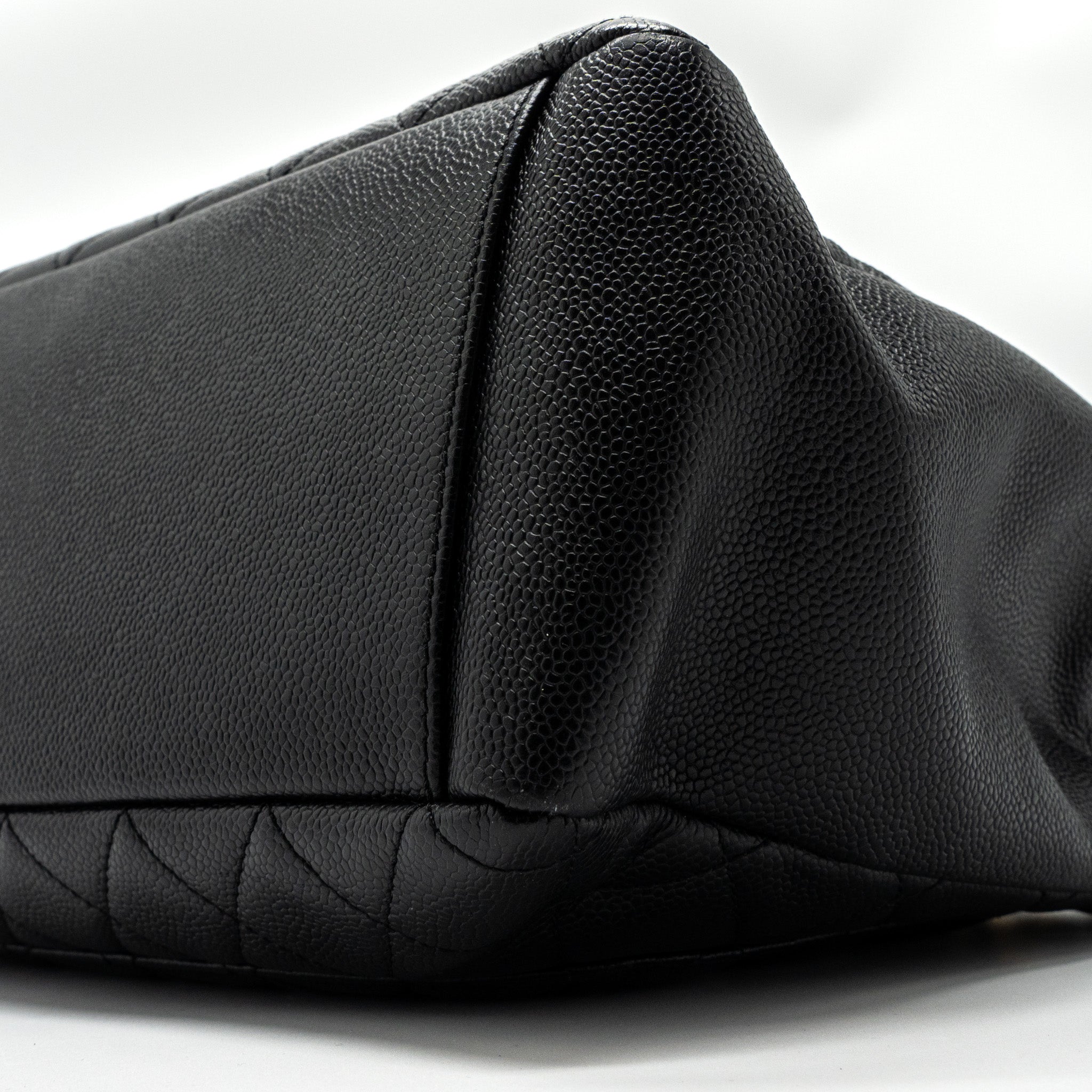 CHANEL GRAND SHOPPING TOTE CAVIAR BLACK GHW