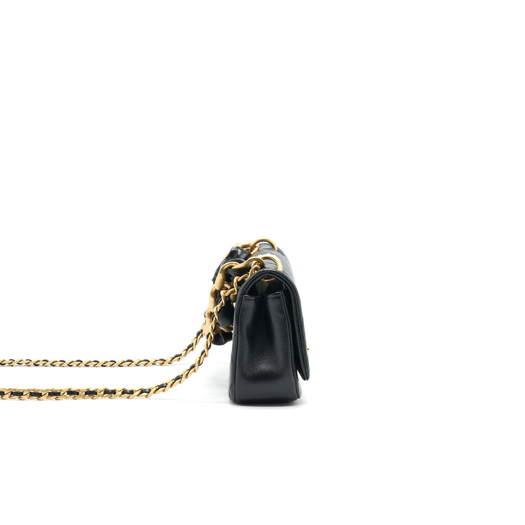 CHANEL SHINY LAMBSKIN FLAP BAG BLACK GHW