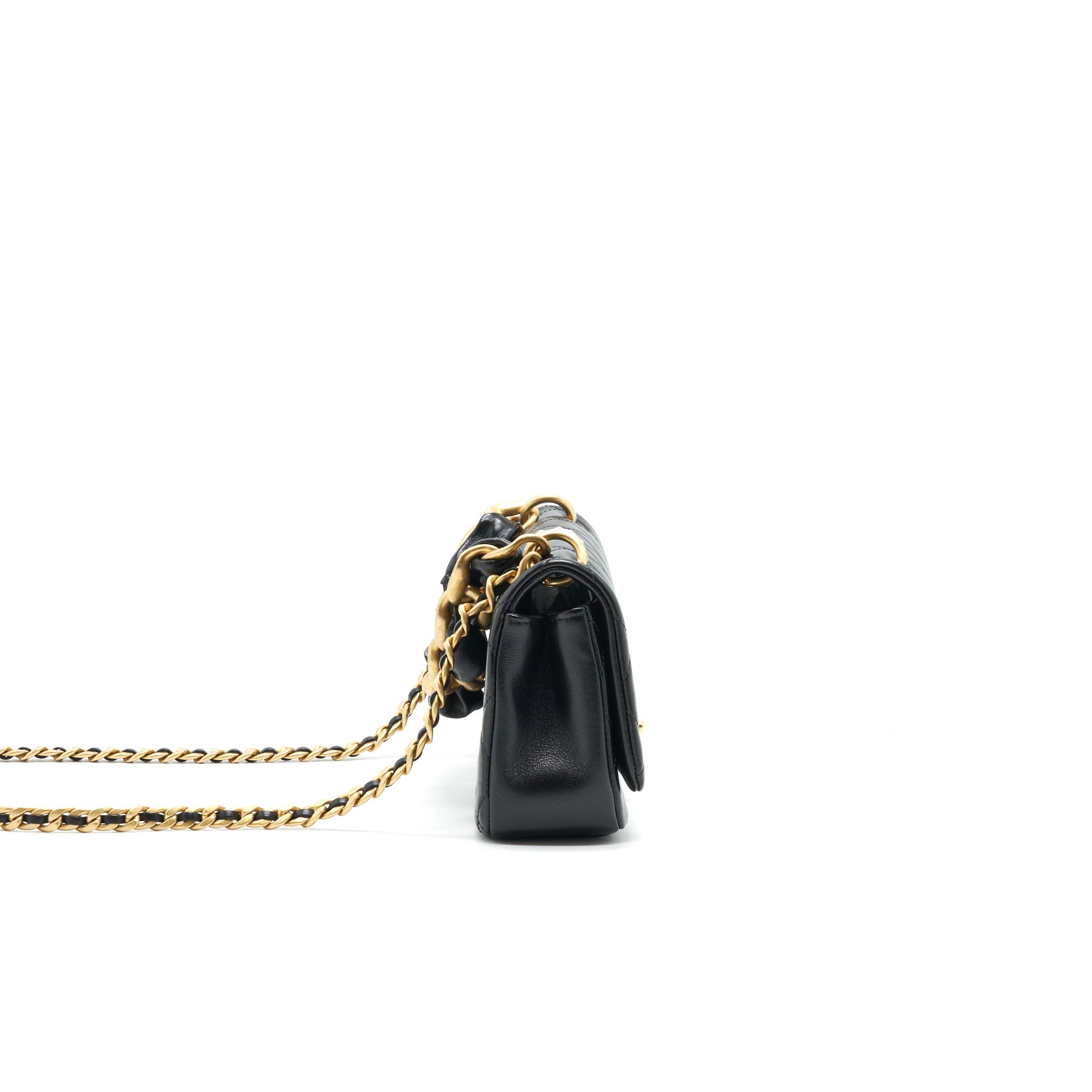 CHANEL SHINY LAMBSKIN FLAP BAG BLACK GHW