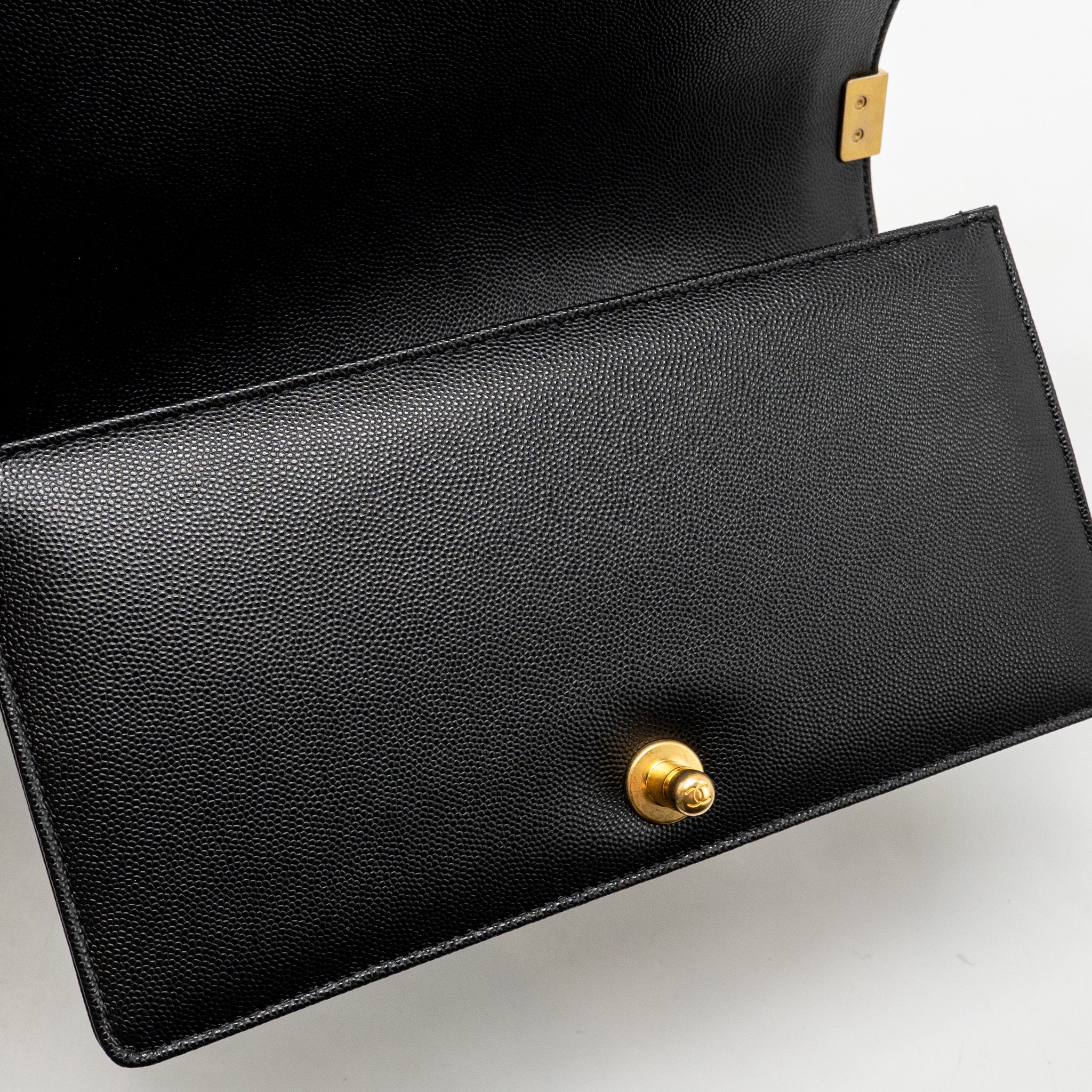 CHANEL MEDIUM CLASSIC BOY BAG CAVIAR BLACK GHW
