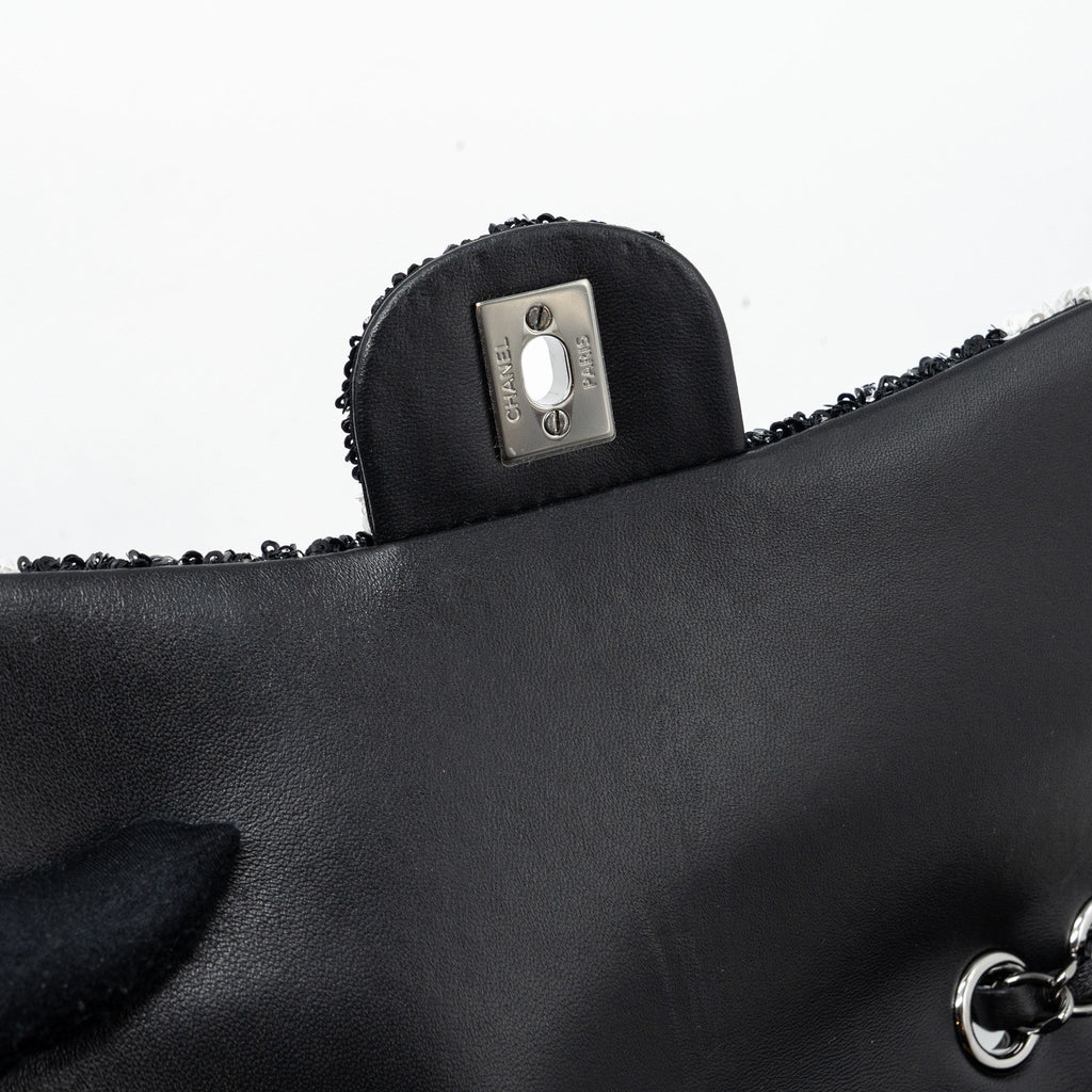 CHANEL 21P LIMITED EDITION FLAP BAG SEQUINS/ SATIN BLACK/ WHITE SHW