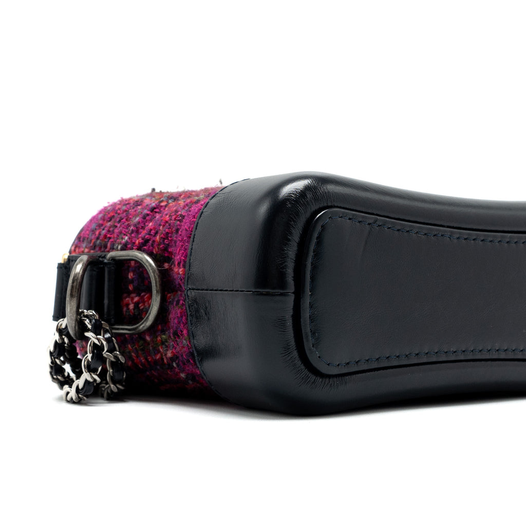 CHANEL SMALL GABRIELLE HOBO BAG TWEED/CALFSKIN MULTICOLOUR MULTICOLOUR HARDWARE