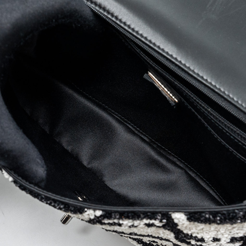 CHANEL 21P LIMITED EDITION FLAP BAG SEQUINS/ SATIN BLACK/ WHITE SHW