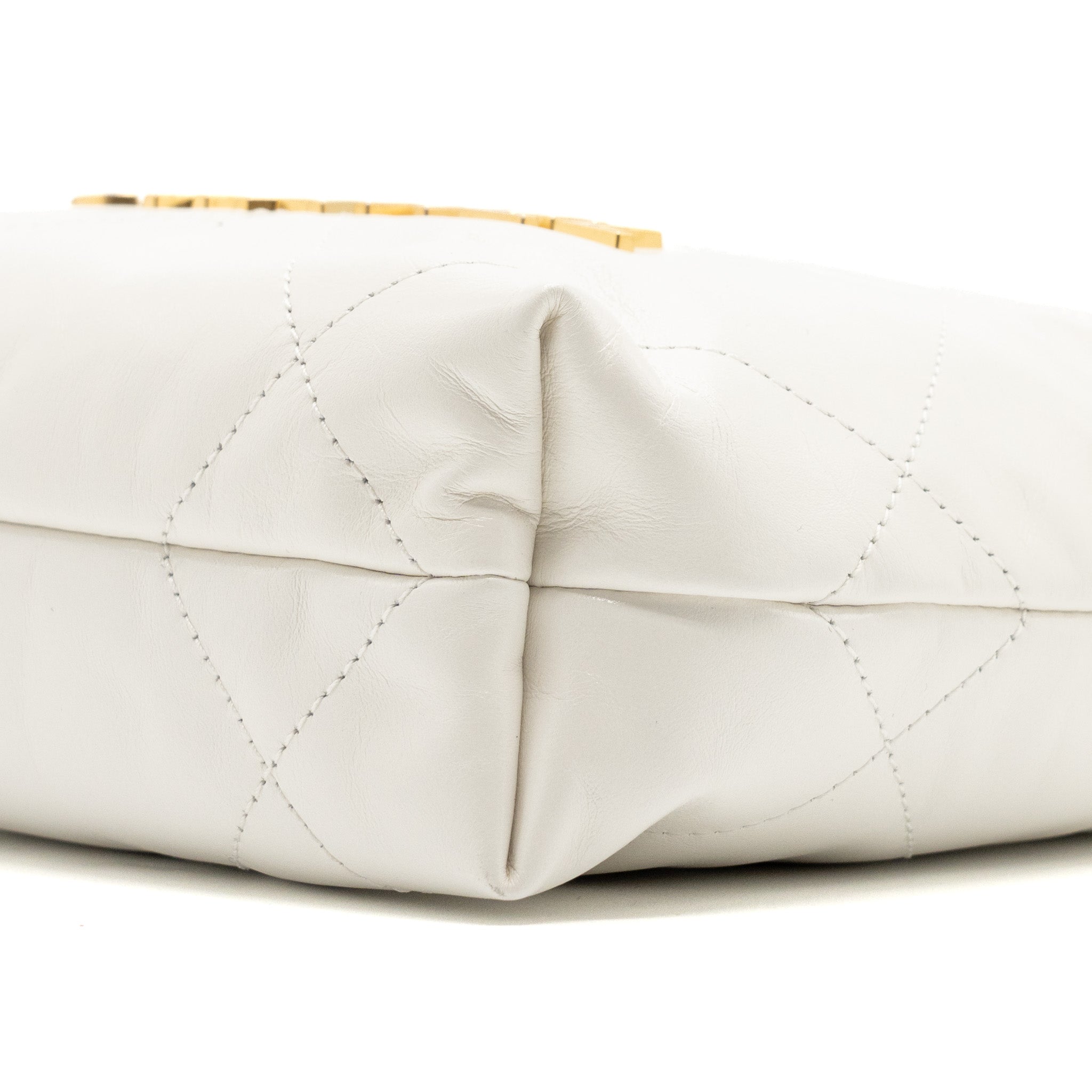 CHANEL MINI 22 BAG SHINY CALFSKIN WHITE GHW (MICROCHIP)