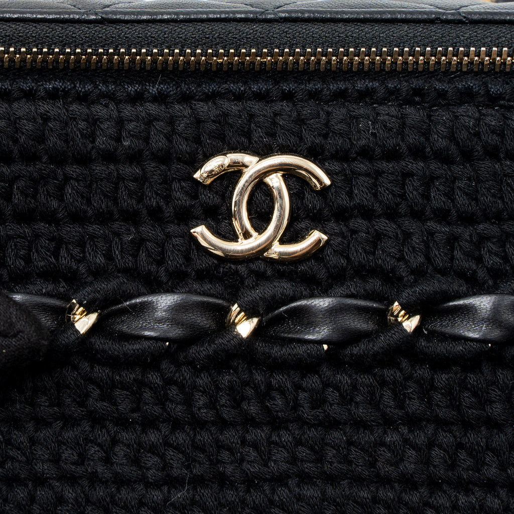 CHANEL LONG VANITY WITH GIANT CHAIN TWEED/LAMBSKIN BLACK LGHW