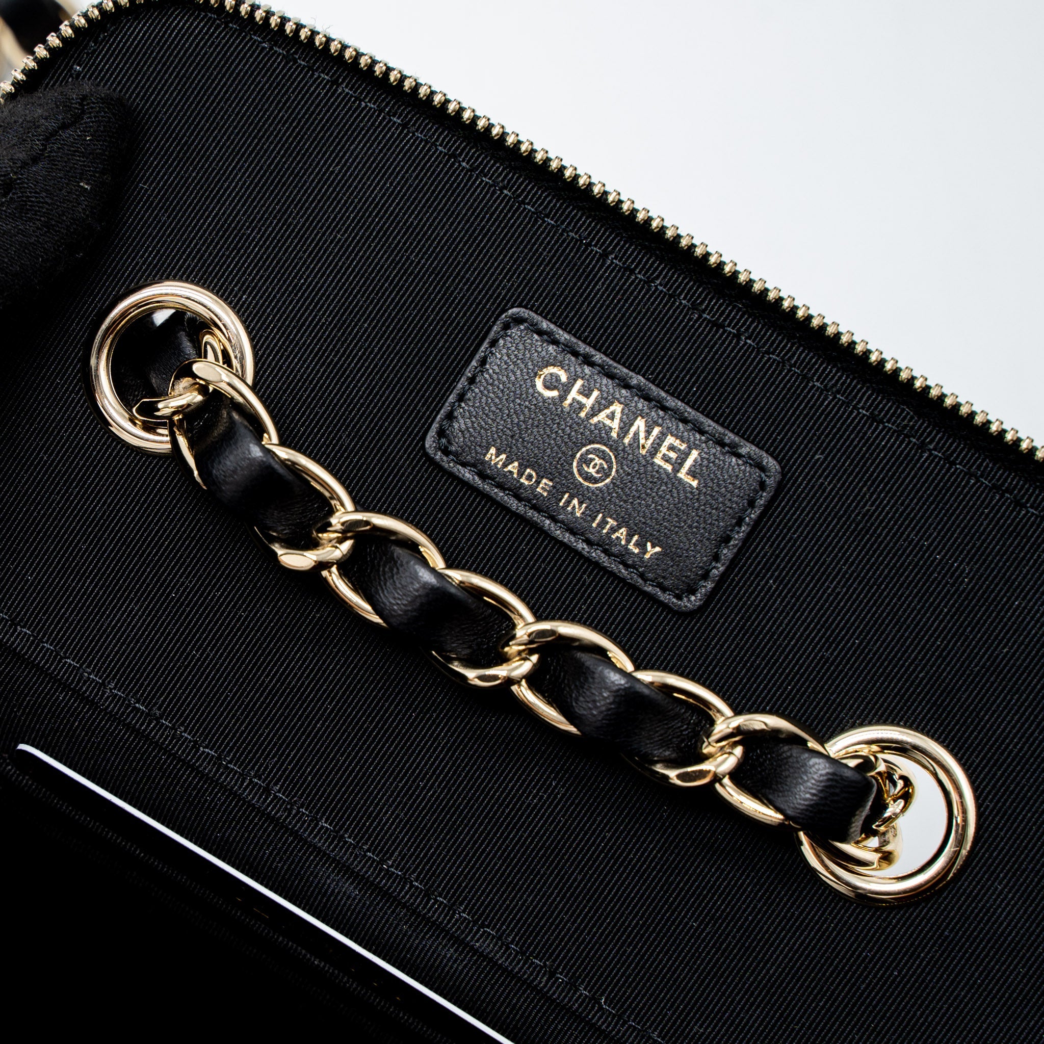 CHANEL LONG VANITY WITH GIANT CHAIN TWEED/LAMBSKIN BLACK LGHW
