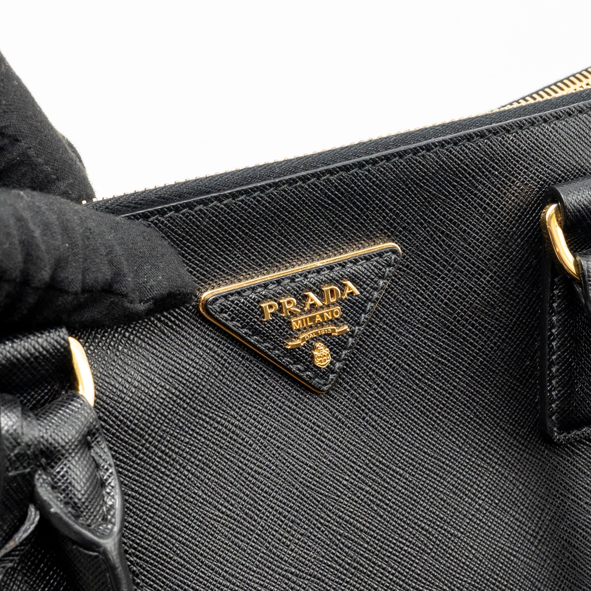 PRADA LARGE SAFFIANO TOTE BAG LEATHER BLACK GHW