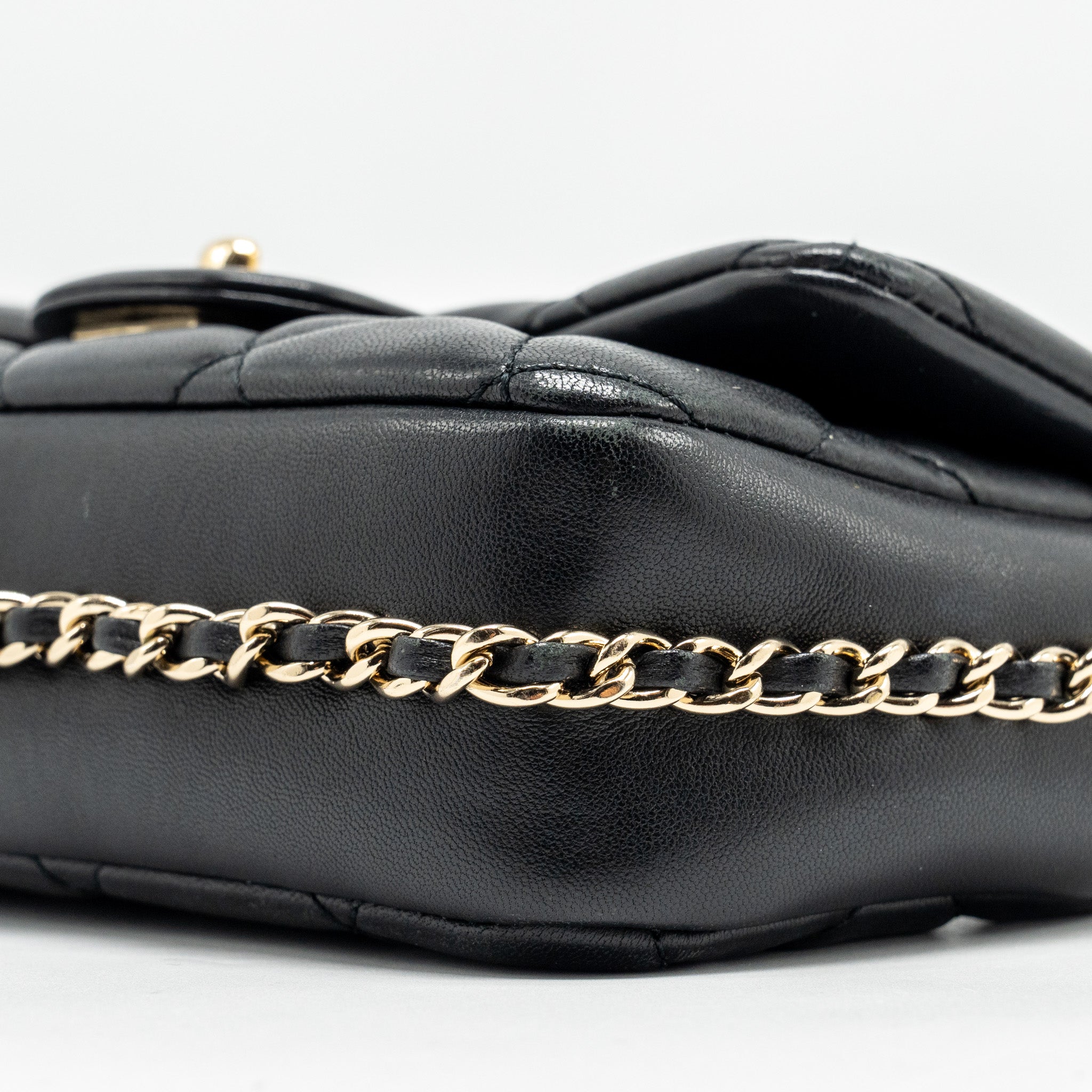 CHANEL PEARL CHAIN QUILTED FLAP BAG LAMBSKIN BLACK GHW