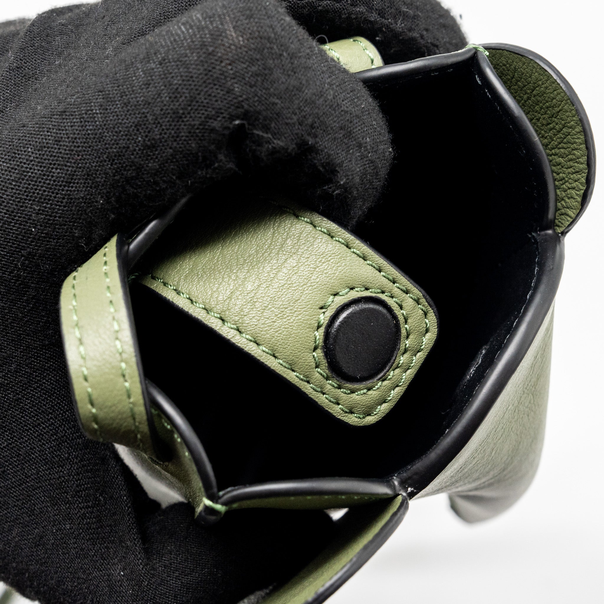 LOEWE ELEPHANT POCKET CALFSKIN AVOCADO GREEN