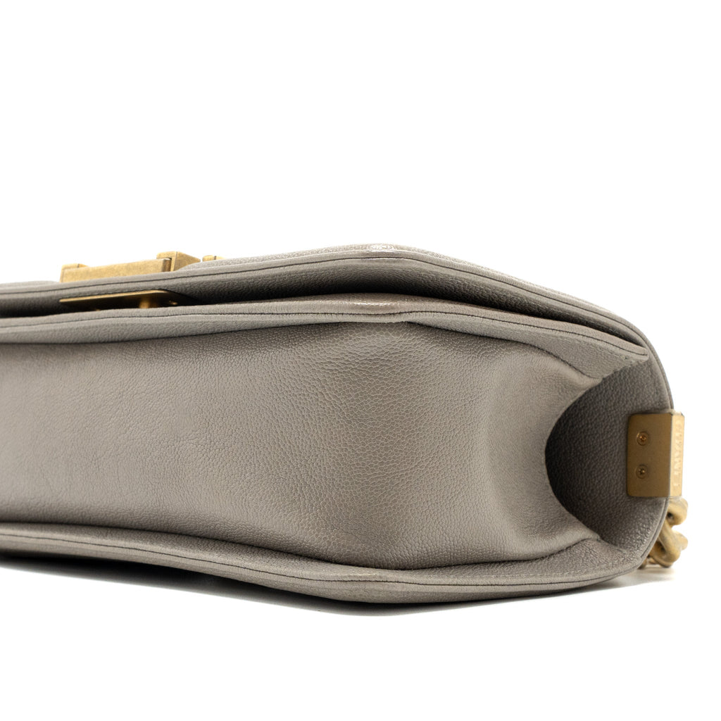 CHANEL SMALL BOY BAG CAVIAR LIGHT GREY GHW