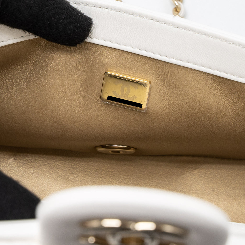 CHANEL 23C PEARL CRUSH MINI RECTANGULAR FLAP BAG LAMBSKIN WHITE LGHW (MICROCHIP)