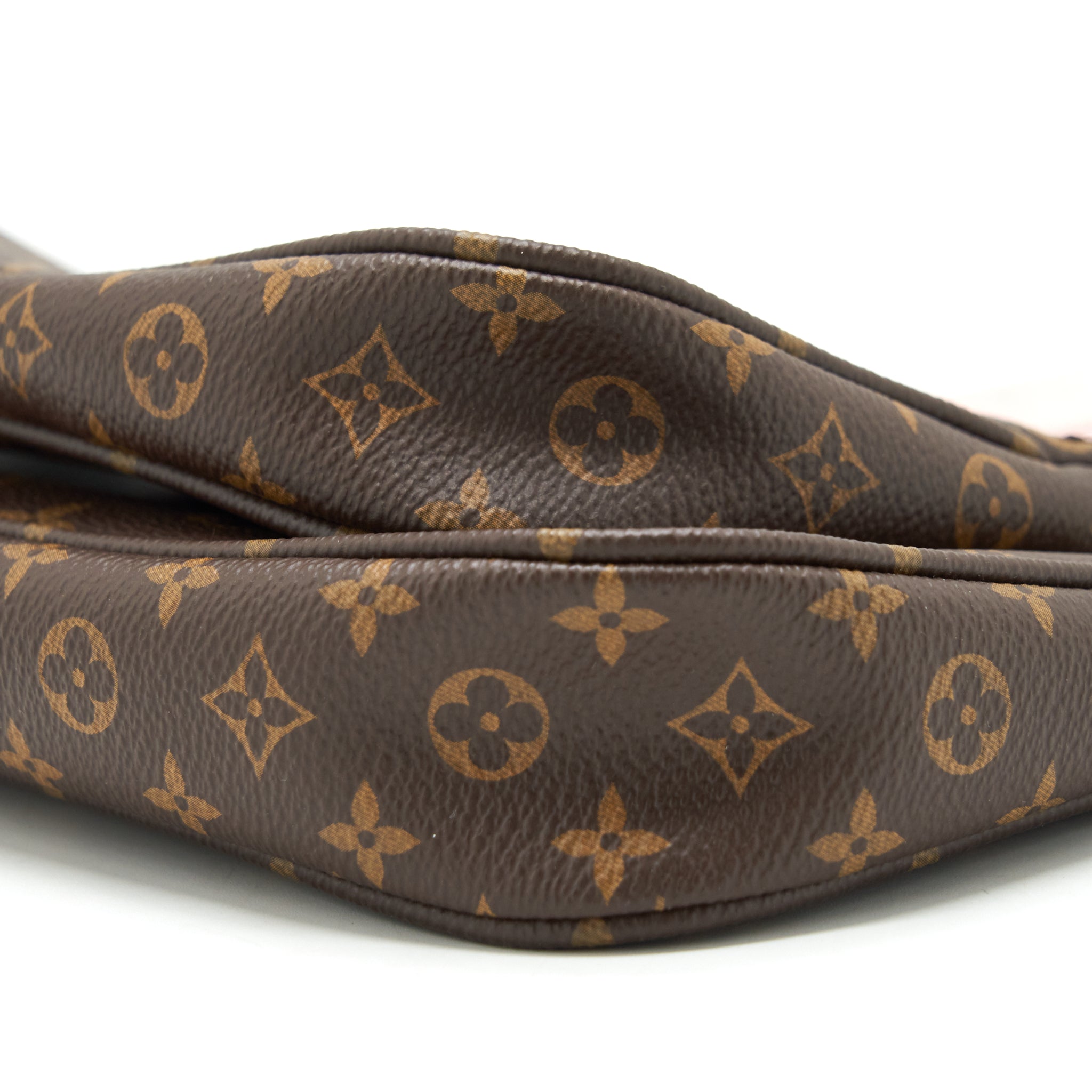 LOUIS VUITTON MULTI POCHETTE ACCESSORIES MONOGRAM CANVAS WITH ROSE CLAIR STRAP GHW