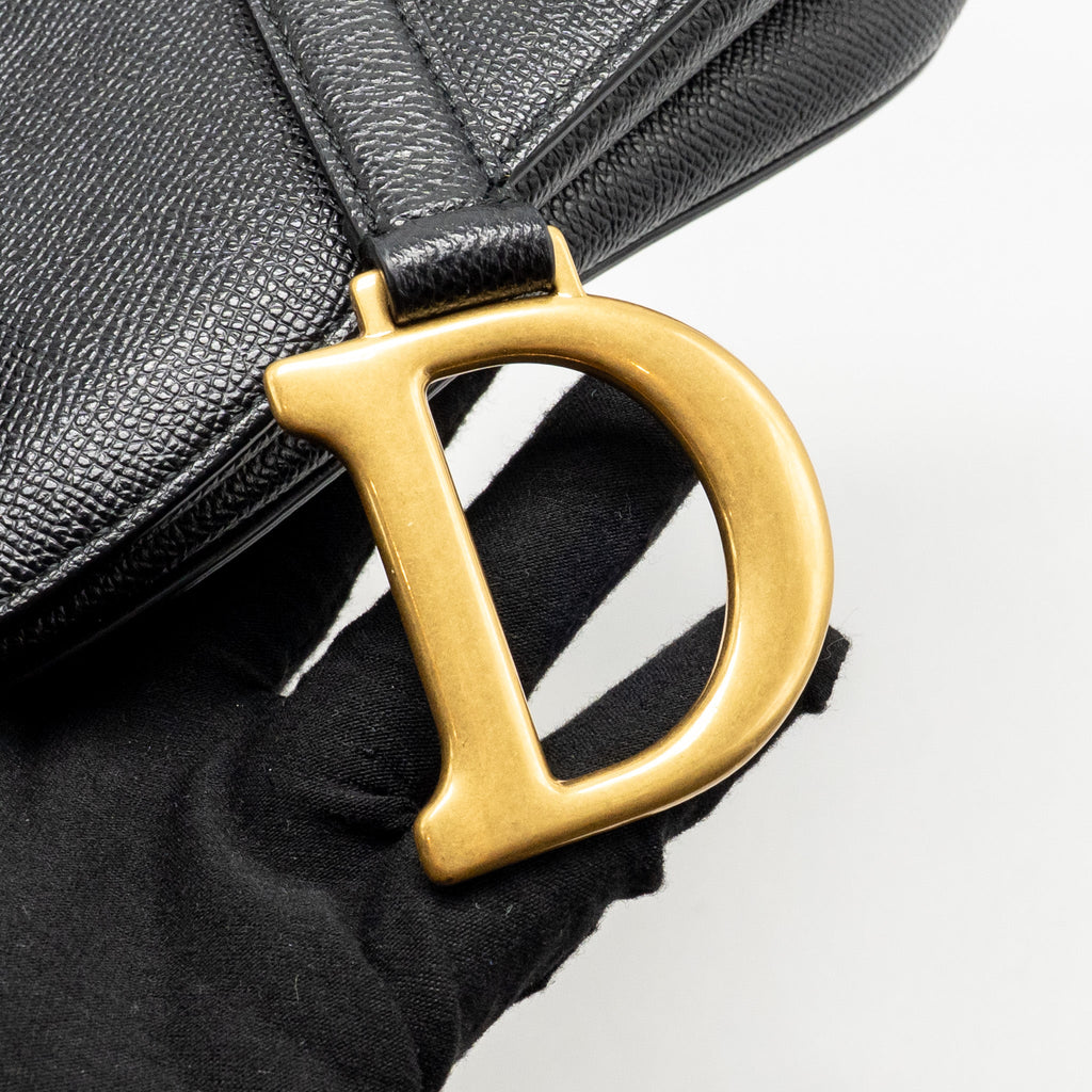 DIOR SADDLE BAG WITH STRAP GRAINED CALFSKIN BLACK GHW