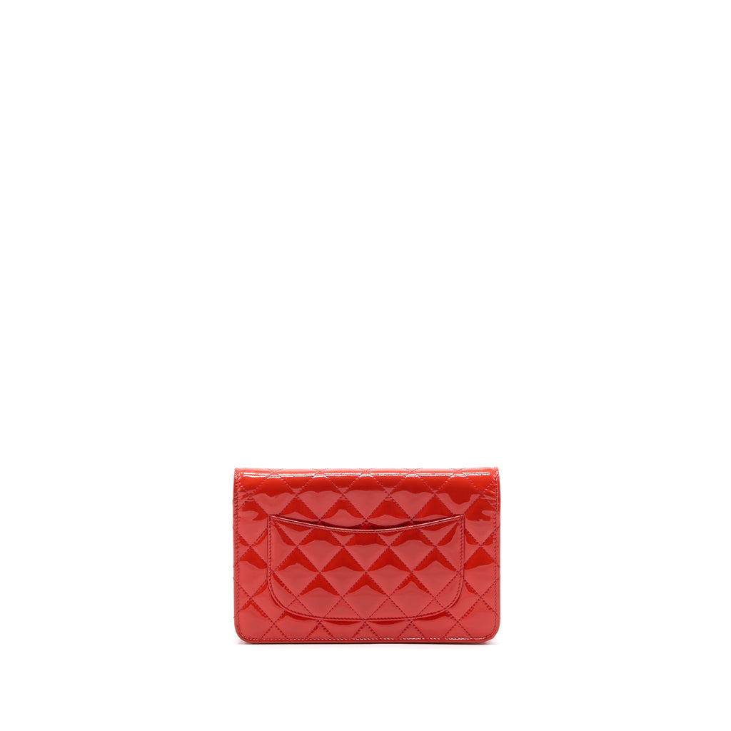 CHANEL CLASSIC WALLET ON CHAIN PATENT RED SHW