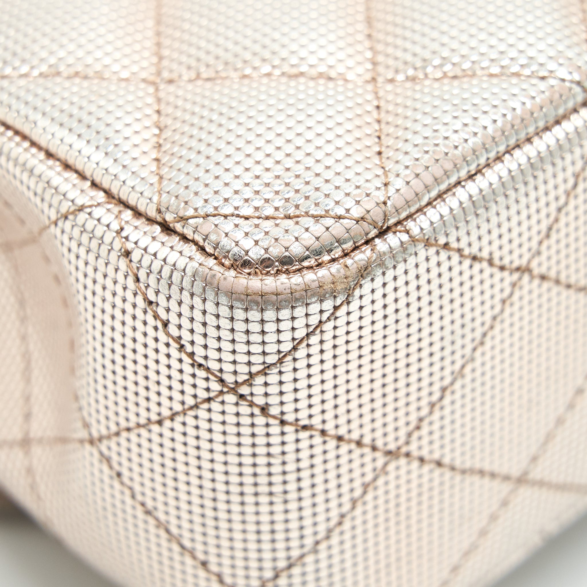 CHANEL SEASONAL MEDIUM FLAP BAG IN CHAMPAGNE PINK SHW