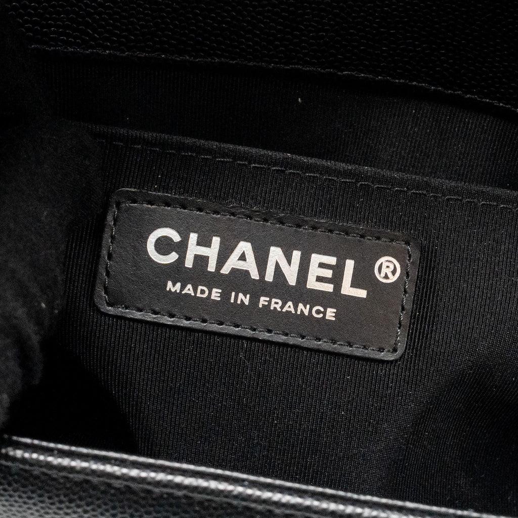 CHANEL MEDIUM BOY BAG CAVIAR BLACK RUTHENIUM HARDWARE