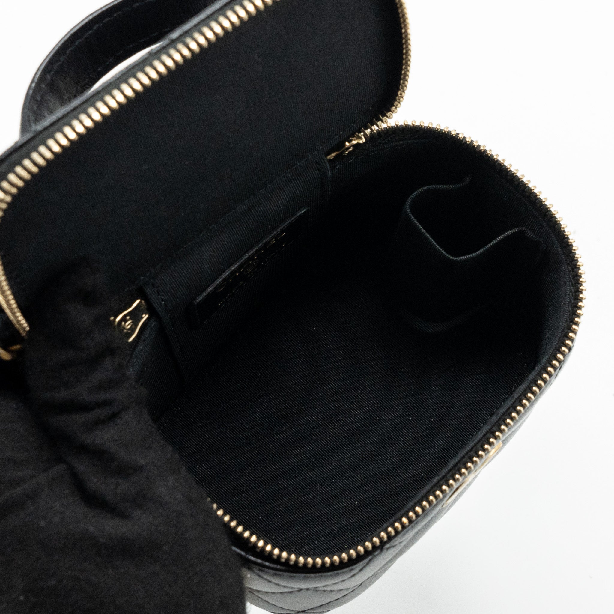 CHANEL TOP HANDLE MINI VANITY LAMBSKIN BLACK GHW