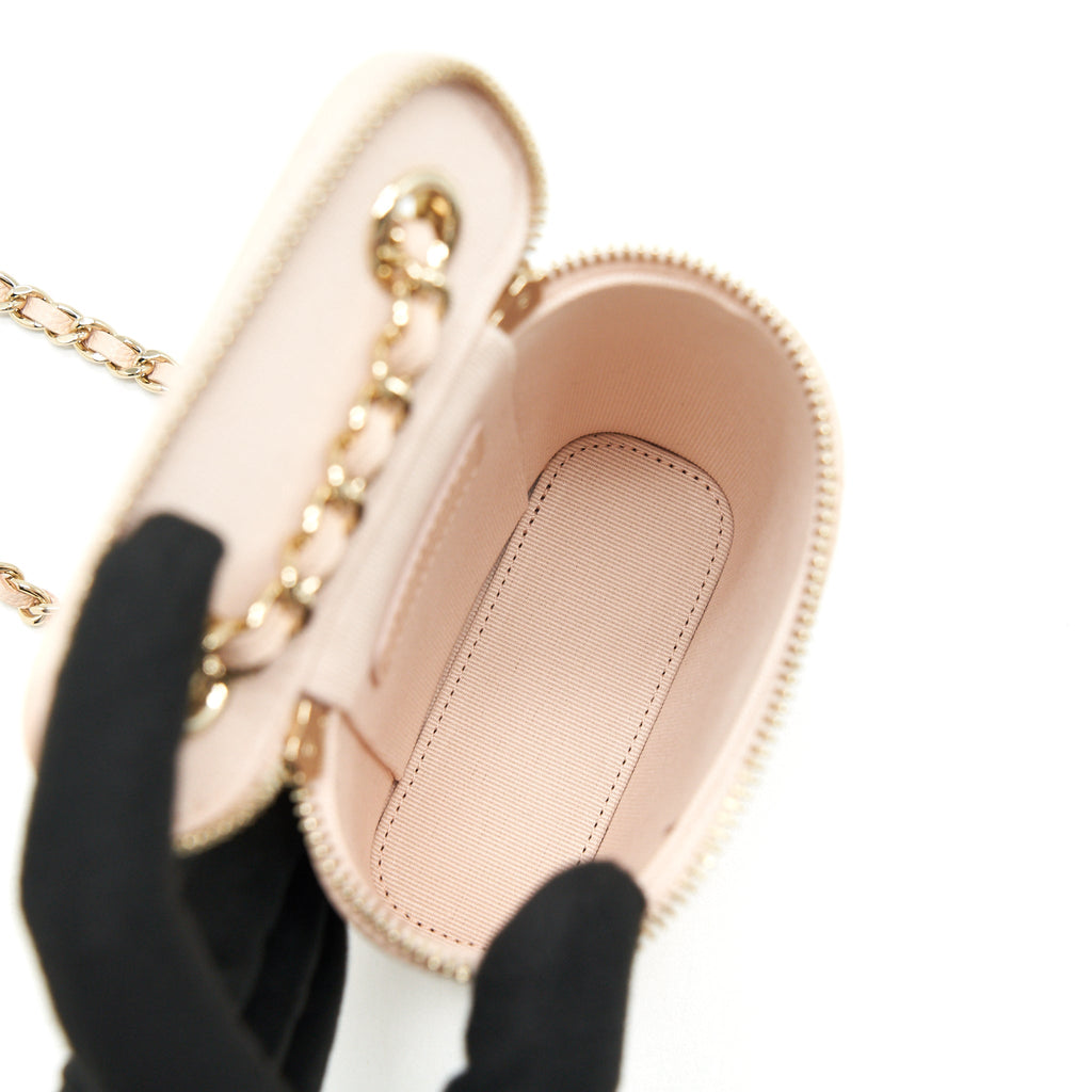 CHANEL 22C LIGHT BEIGE CAVIAR VERTICAL VANITY WITH CHAIN LGHW