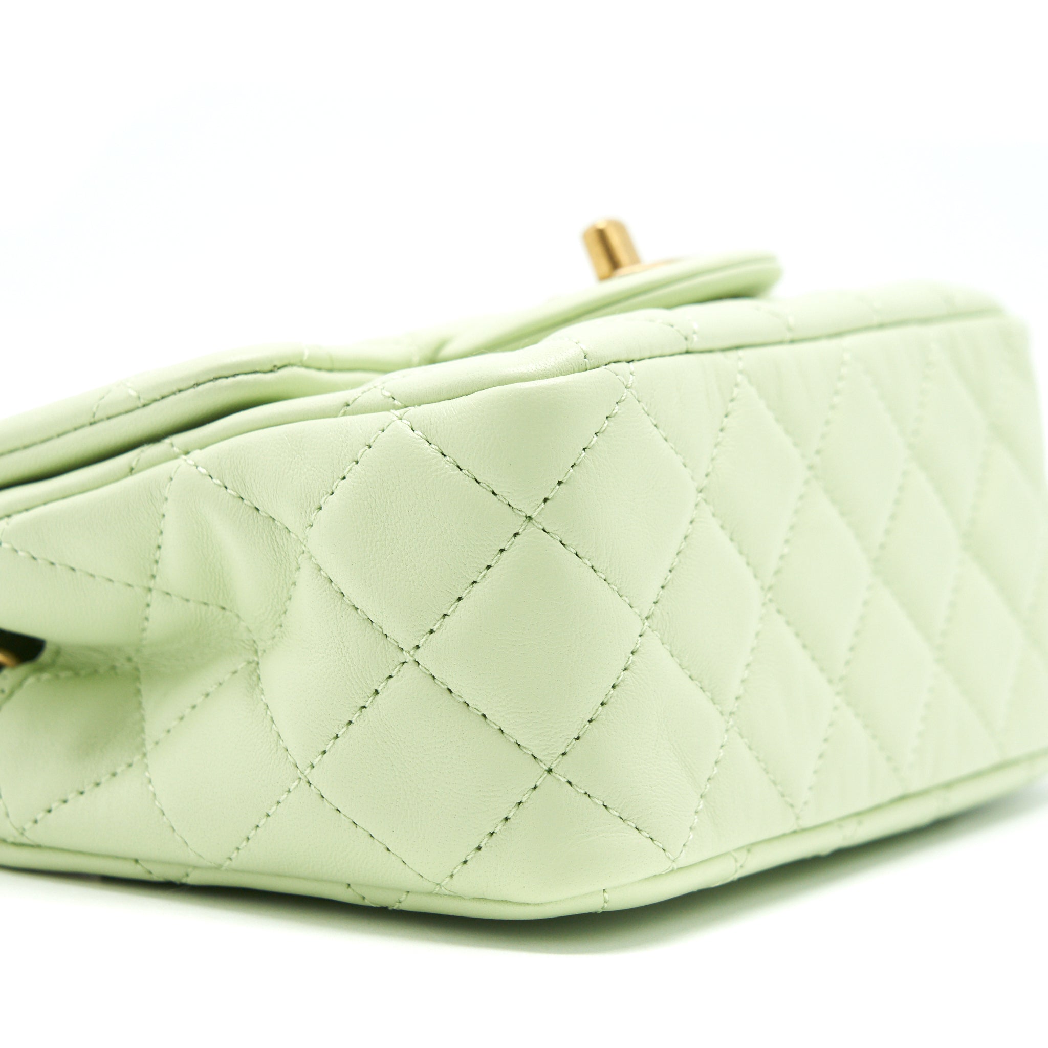 CHANEL 22C PEARL CRUSH MINI SQUARE FLAP BAG LIGHT GREEN