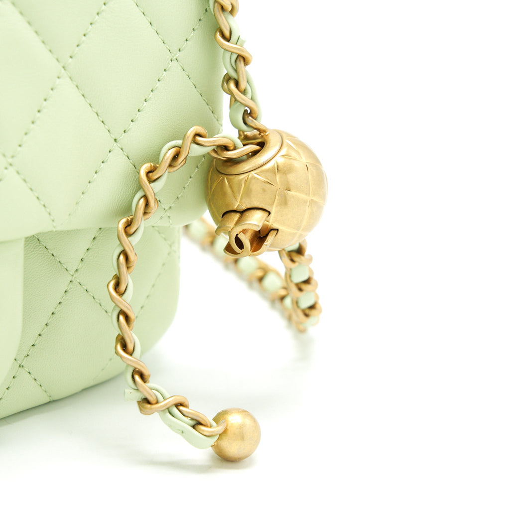 CHANEL 22C PEARL CRUSH MINI SQUARE FLAP BAG LIGHT GREEN