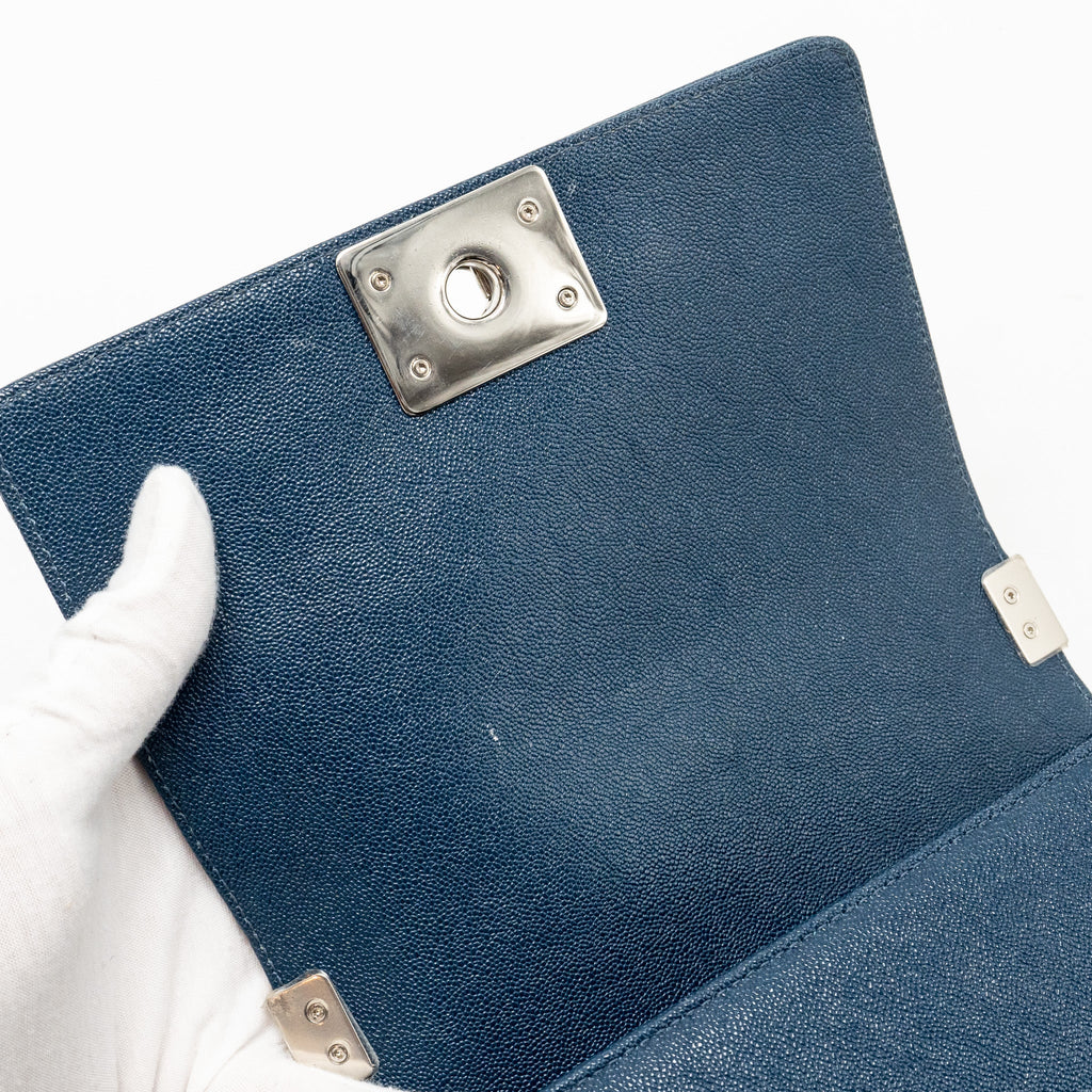 CHANEL SMALL BOY BAG CAVIAR NAVY SHW