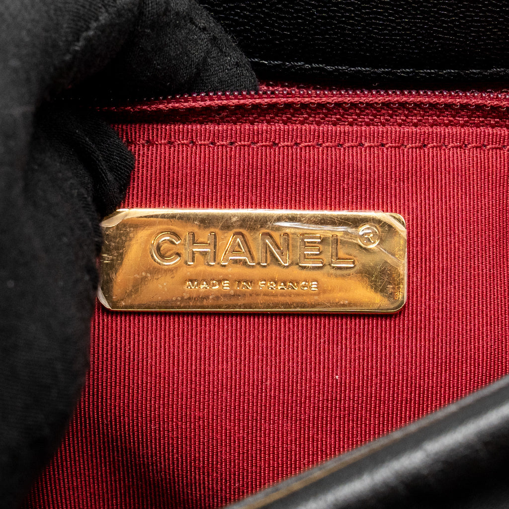 CHANEL LARGE 19 BAG GOATSKIN BLACK GHW