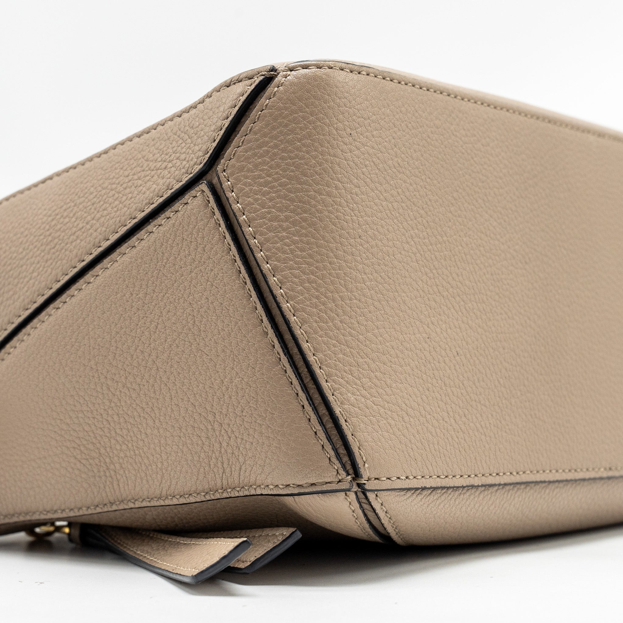 LOEWE SMALL PUZZLE BAG CALFSKIN SAND GHW