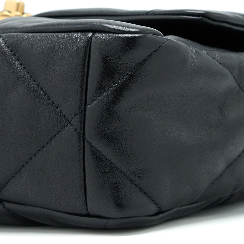 CHANEL MEDIUM 19 BAG GOATSKIN BLACK MULTICOLOUR HARDWARE