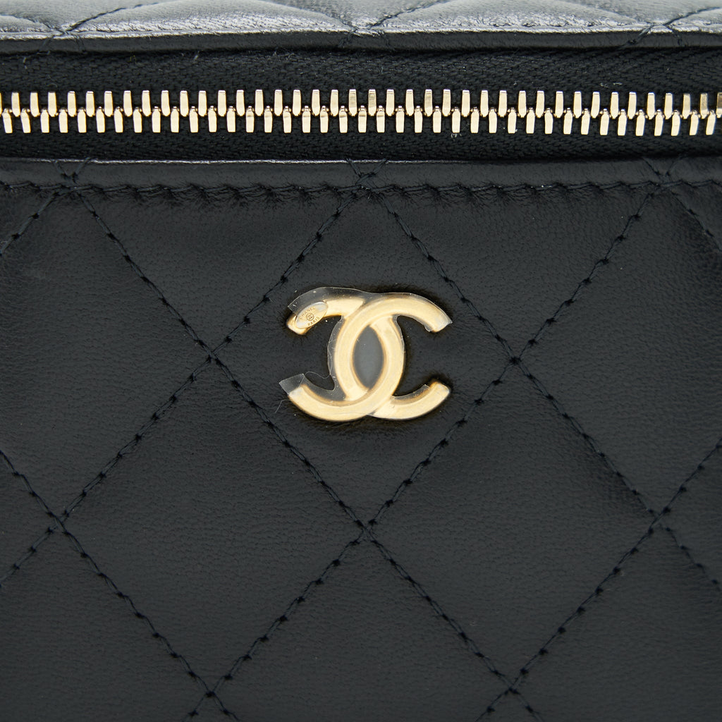 CHANEL 22C PEARL CRUSH MINI VANITY WITH CHAIN LAMBSKIN BLACK GHW