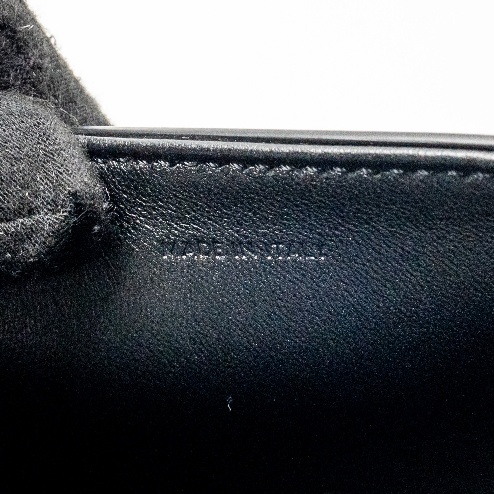 CELINE TRIOMPHE SHOULDER BAG SHINY CALFSKIN BLACK GHW