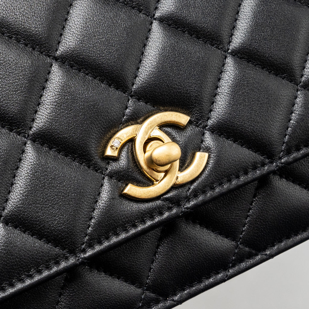 CHANEL 23A LION CHARMS WALLET ON CHAIN LAMBSKIN BLACK GHW (MICROCHIP)