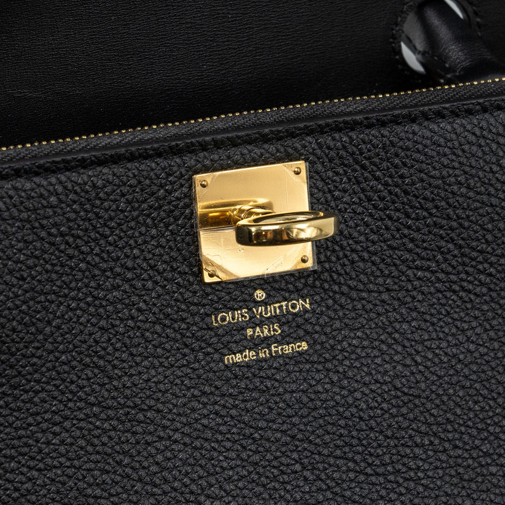 LOUIS VUITTON FLAP SHOULDER BAG CALFSKIN BLACK GHW