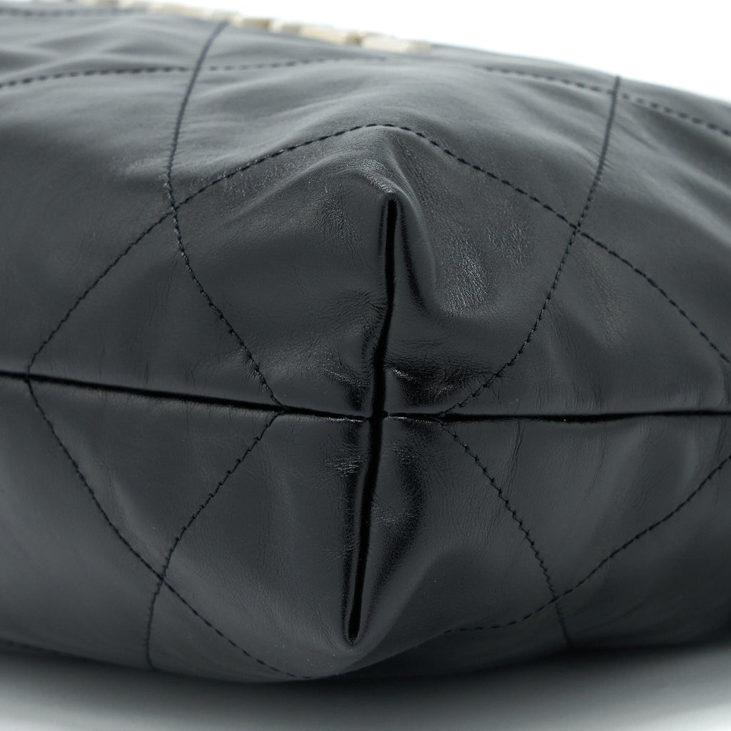 CHANEL SMALL 22 BAG CALFSKIN BLACK SHW(MICROCHIP)