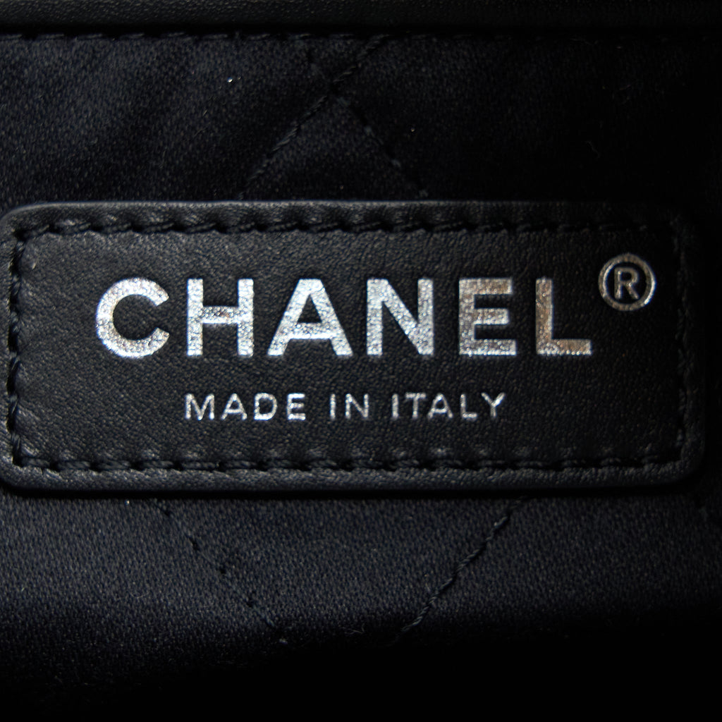 CHANEL SMALL 22 BAG CALFSKIN BLACK SHW(MICROCHIP)