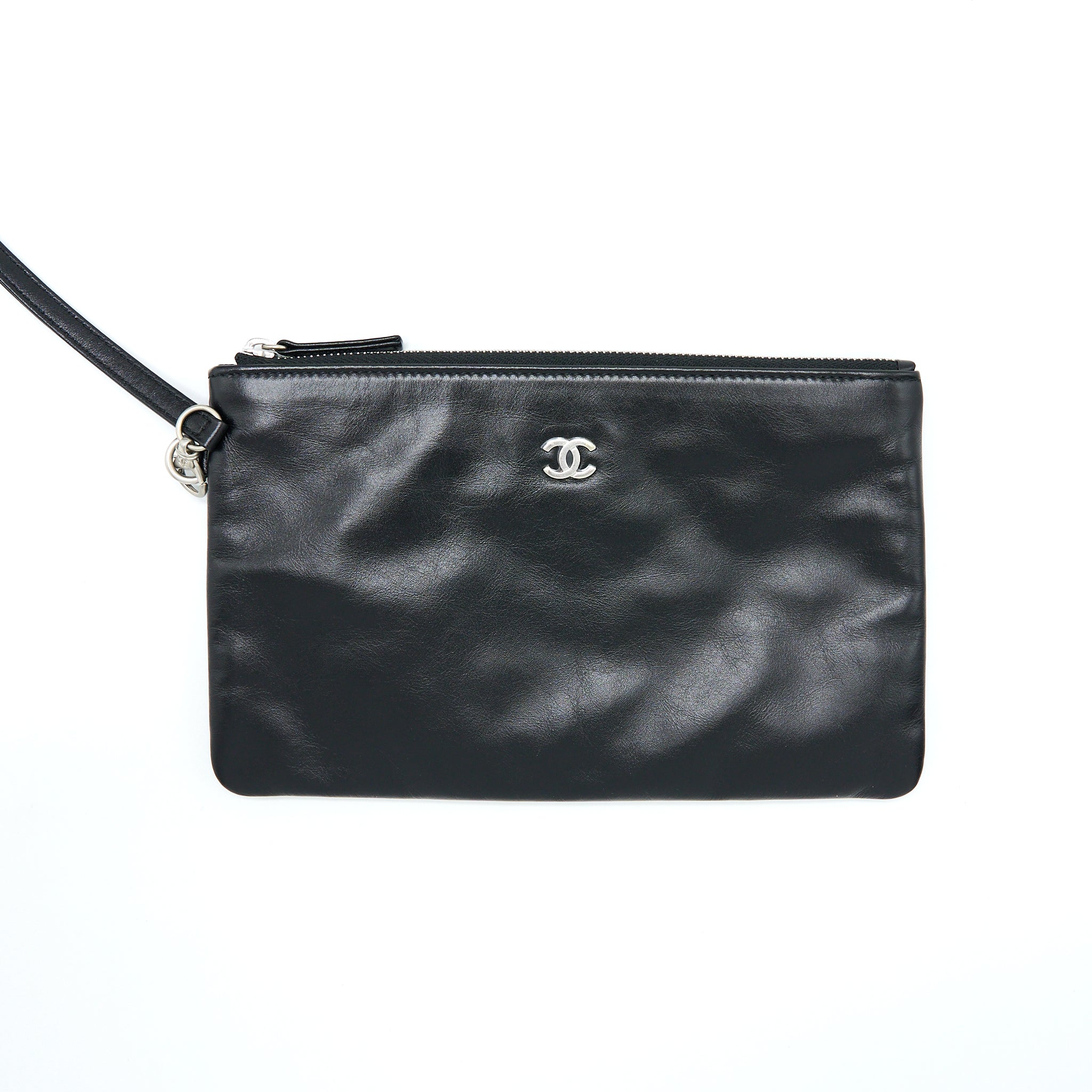 CHANEL SMALL 22 BAG CALFSKIN BLACK SHW(MICROCHIP)