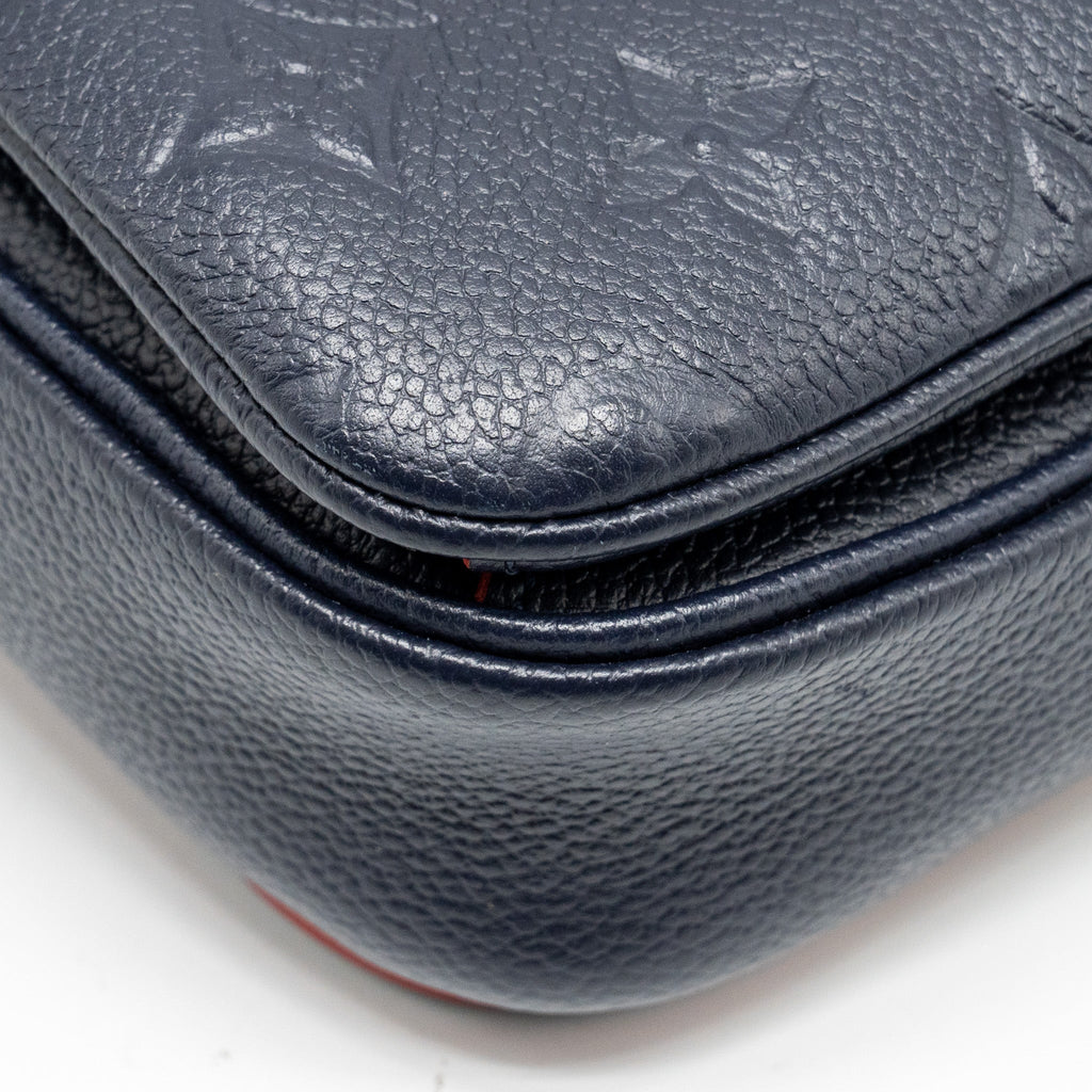 LOUIS VUITTON POCHETTE METIS MONOGRAM EMPREINETE NAVY GHW