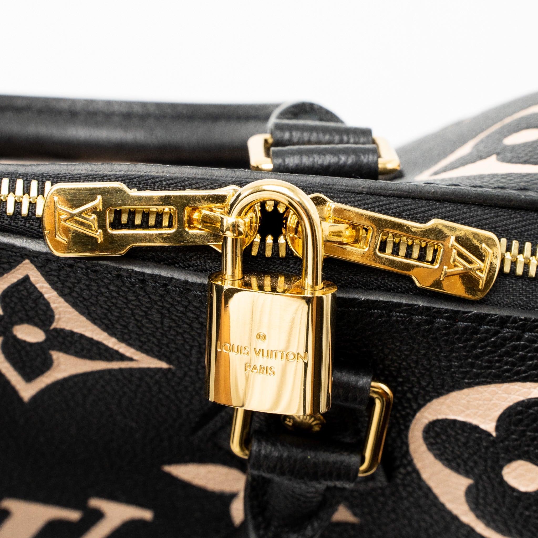 LOUIS VUITTON SPEEDY BANDOULIERE 25 BICOLOUR MONOGRAM EMPREINTE GHW (NEW VERSION)