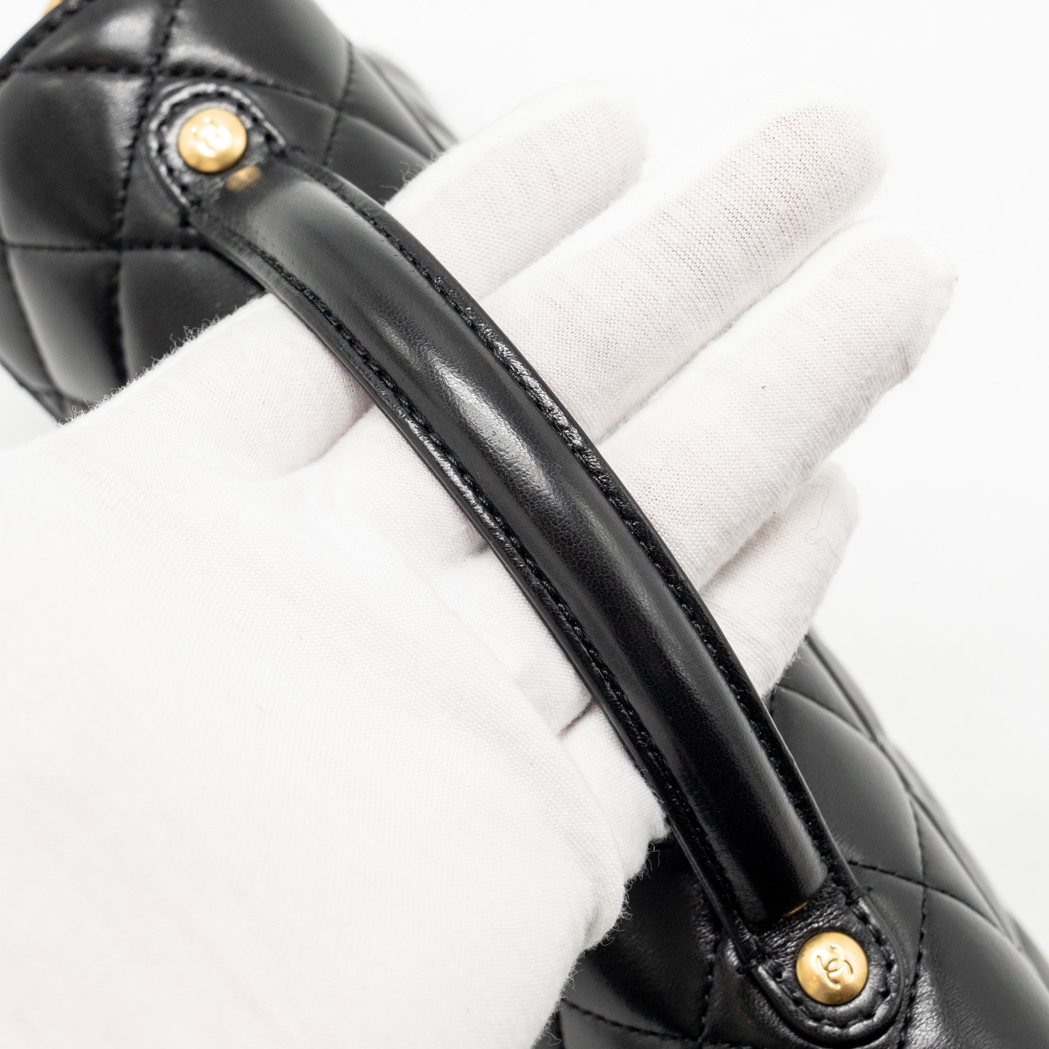 CHANEL 25P TOP HANDLE FLAP BAG SHINY LAMBSKIN BLACK GHW(MICROCHIP)