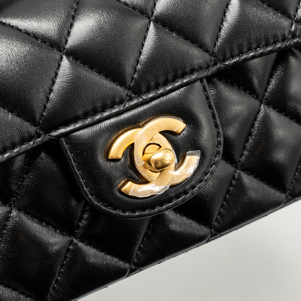 CHANEL 25P TOP HANDLE FLAP BAG SHINY LAMBSKIN BLACK GHW(MICROCHIP)
