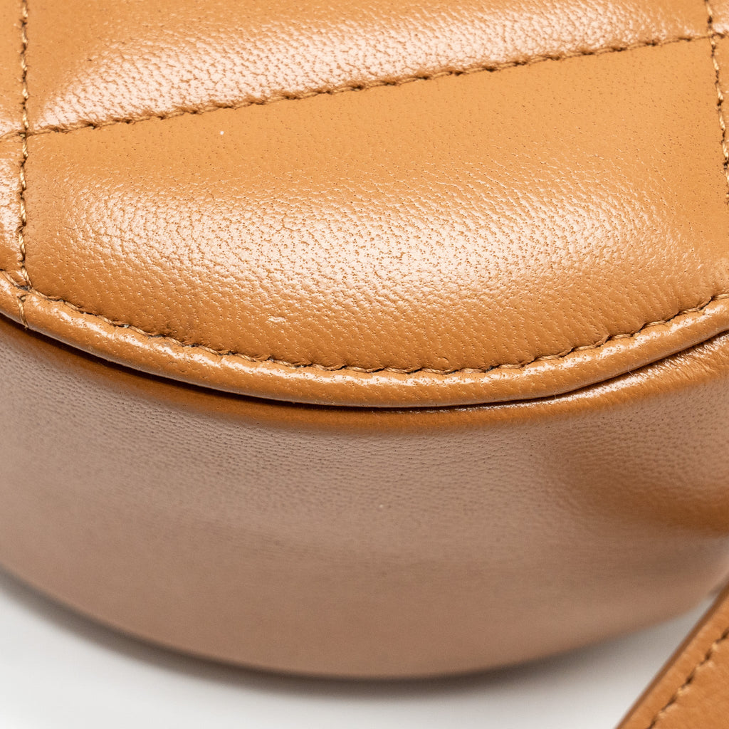 CHANEL 19 ROUND CLUTCH WITH CHAIN LAMBSKIN CARAMEL MULTICOLOUR HARDWARE (MICROCHIP)