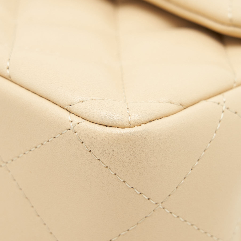 CHANEL JUMBO CLASSIC DOUBLE FLAP BAG LAMBSKIN BEIGE LGHW