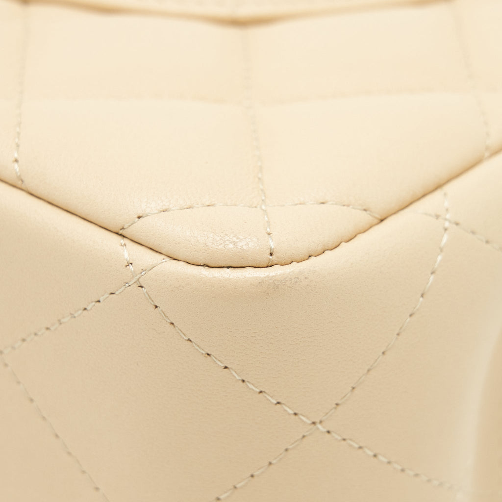 CHANEL JUMBO CLASSIC DOUBLE FLAP BAG LAMBSKIN BEIGE LGHW