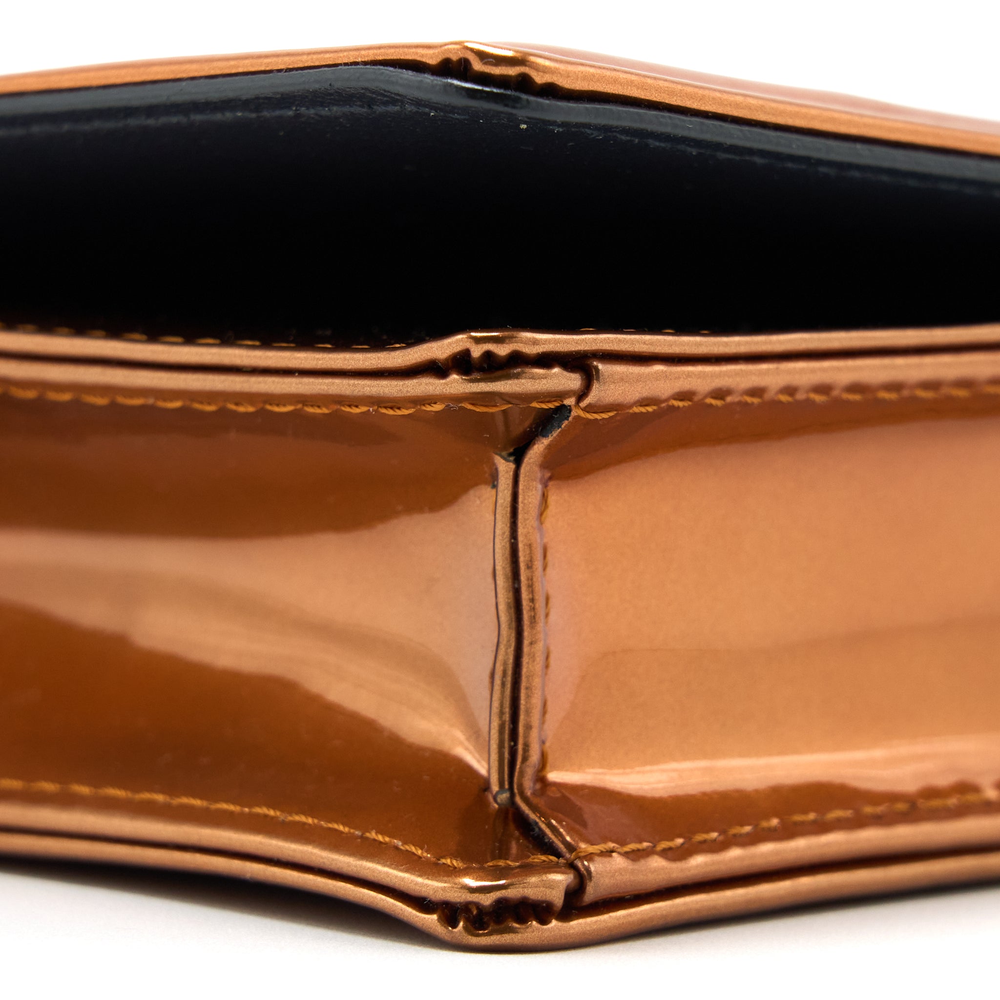 DIOR DIORAMA WALLET ON CHAIN PATENT METALLIC LGHW