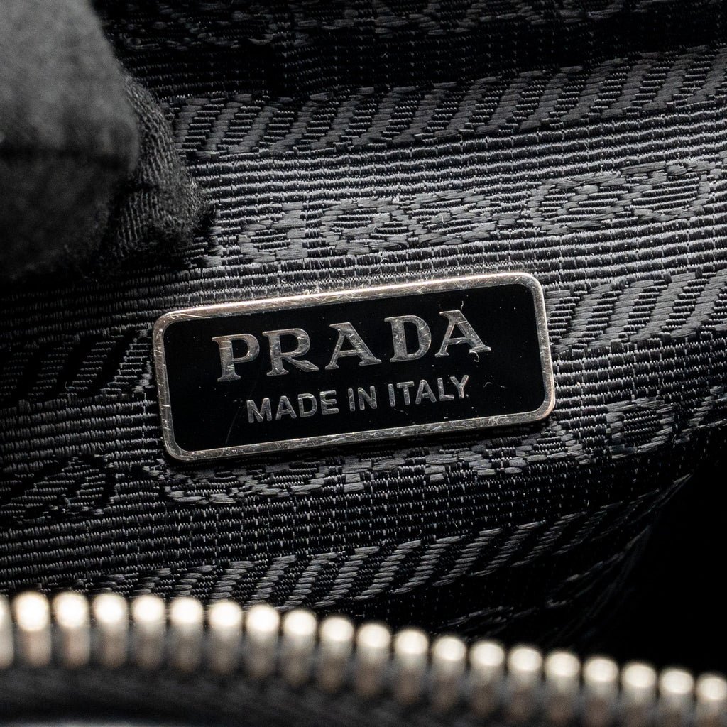 PRADA TRIANGLE SHOULDER BAG LEATHER BLACK SHW