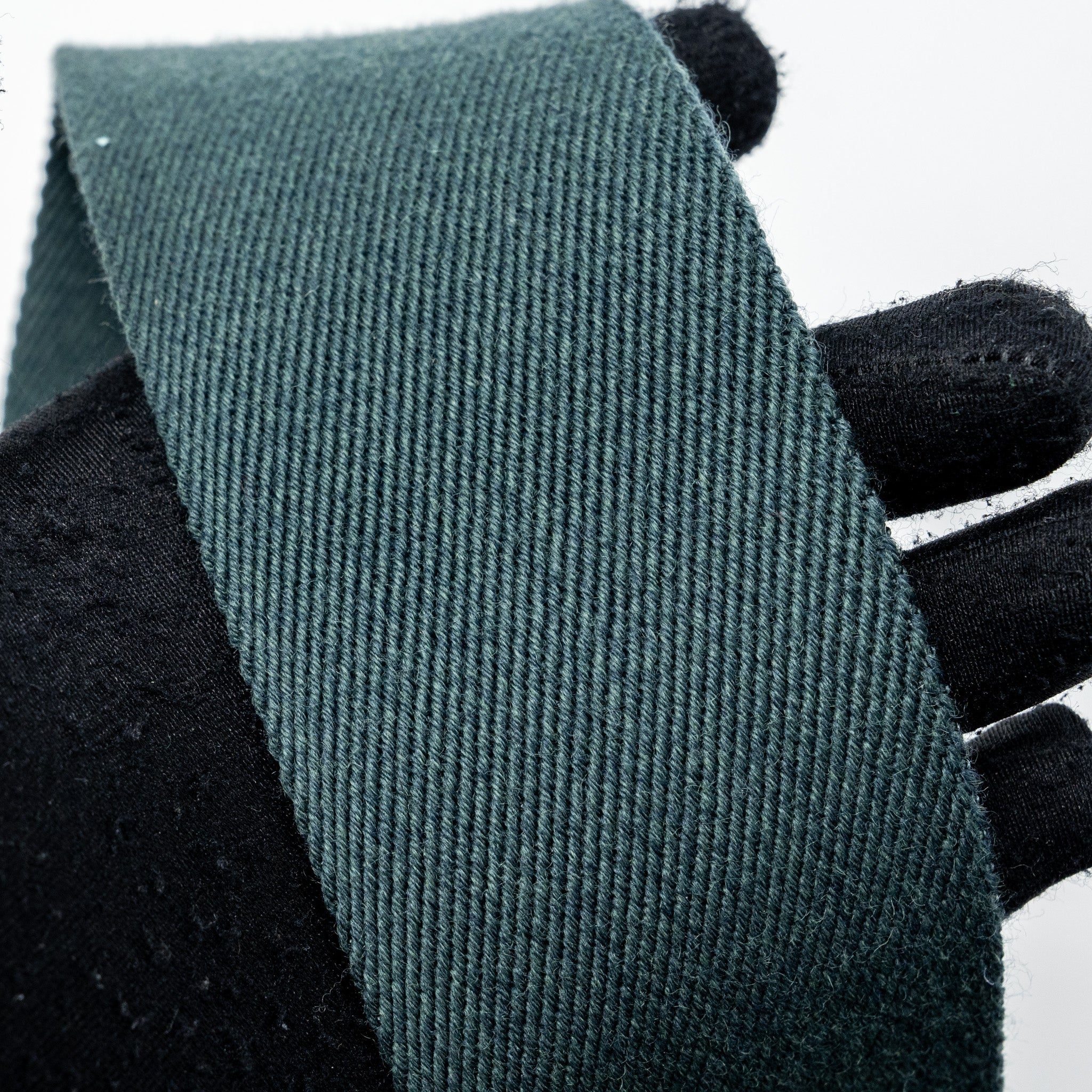 CELINE SMALL SANGLE BUCKET BAG CALFSKIN DARK GREEN GHW